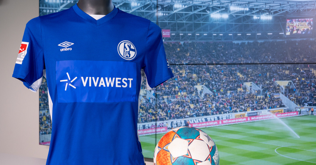 Schalke Paket Itakura   Schalke Paket Itakura