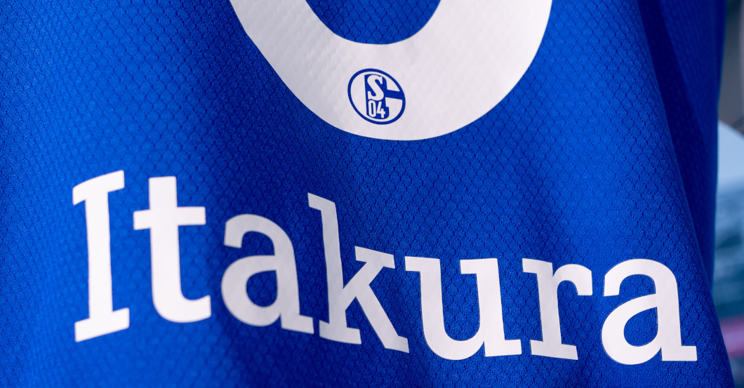 Schalke Paket Itakura   Schalke Paket Itakura