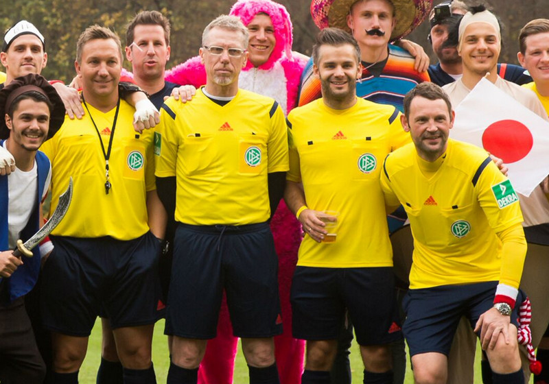 Schiedsrichtertrikot Köln   Schiedsrichtertrikot Köln