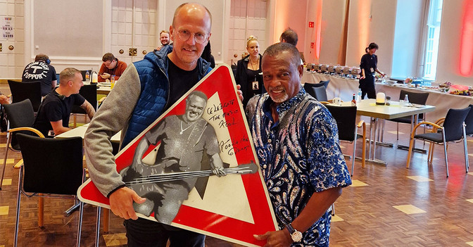 Schild Kool & the Gang   Schild Kool & the Gang