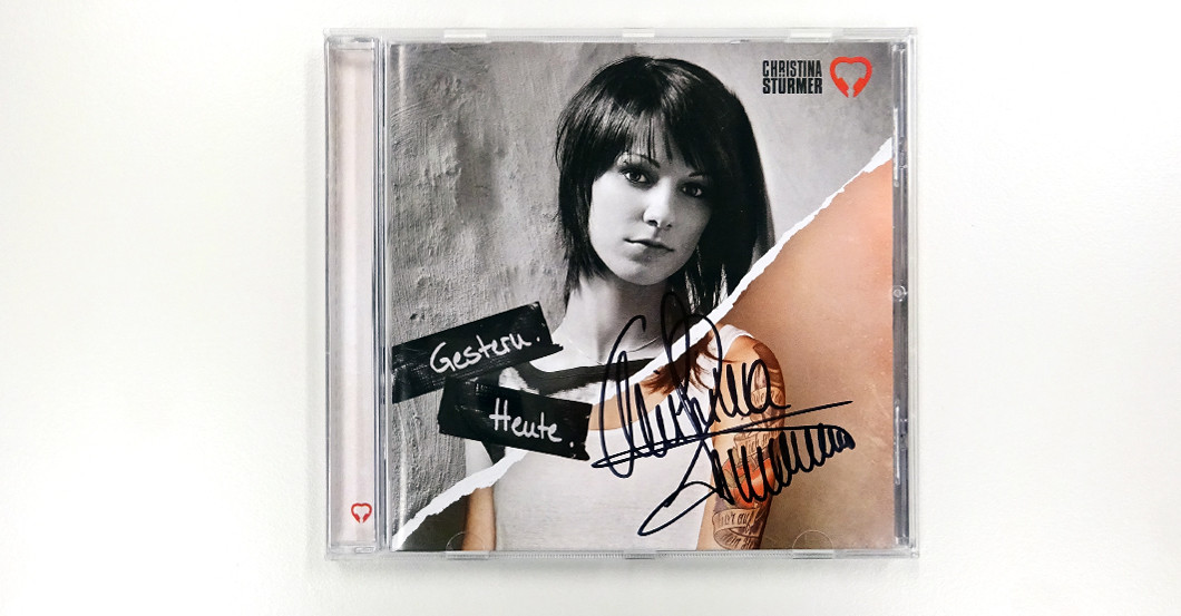  Schlagzeugfell signiert 