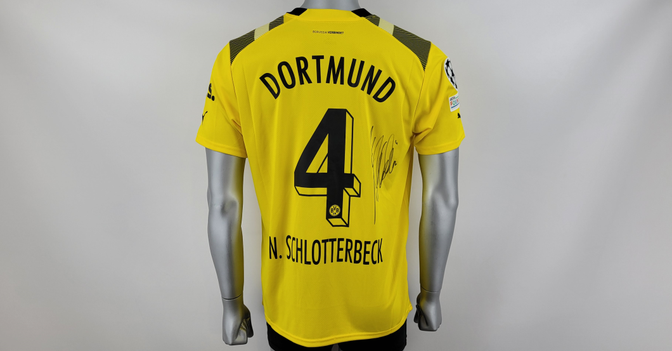  Schlotterbeck BVB-Trikot  