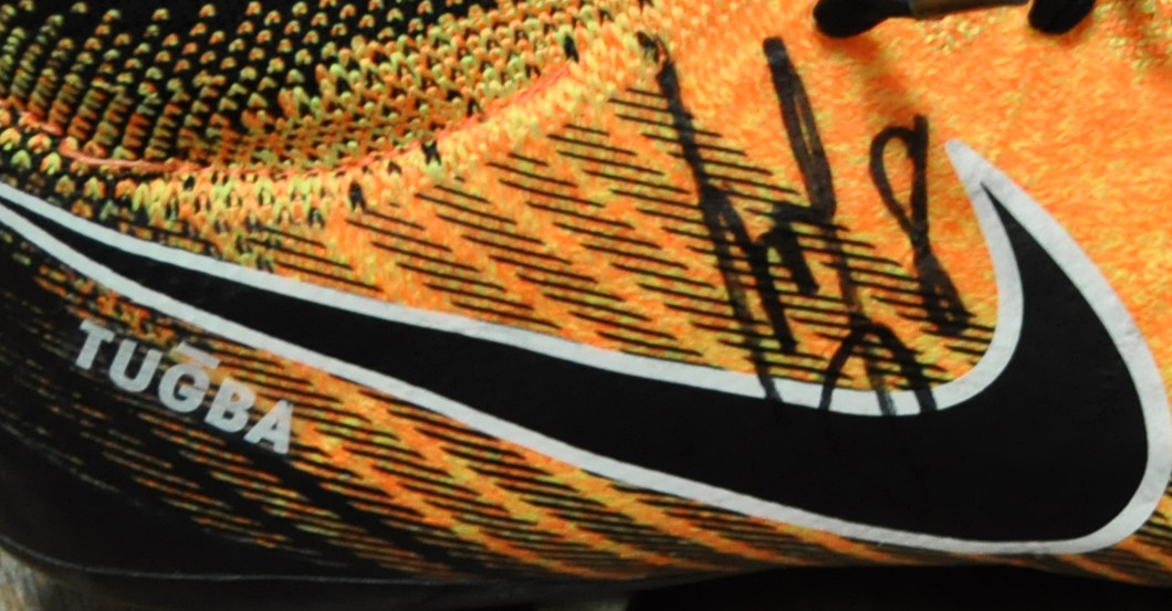 negatief Sandy Centraliseren Nuri Sahins personalisierte Nike-Fußballschuhe