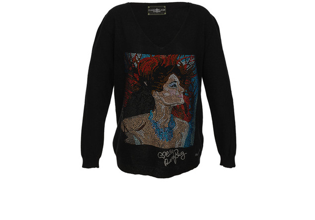  Schwarzer Pulli Berg 