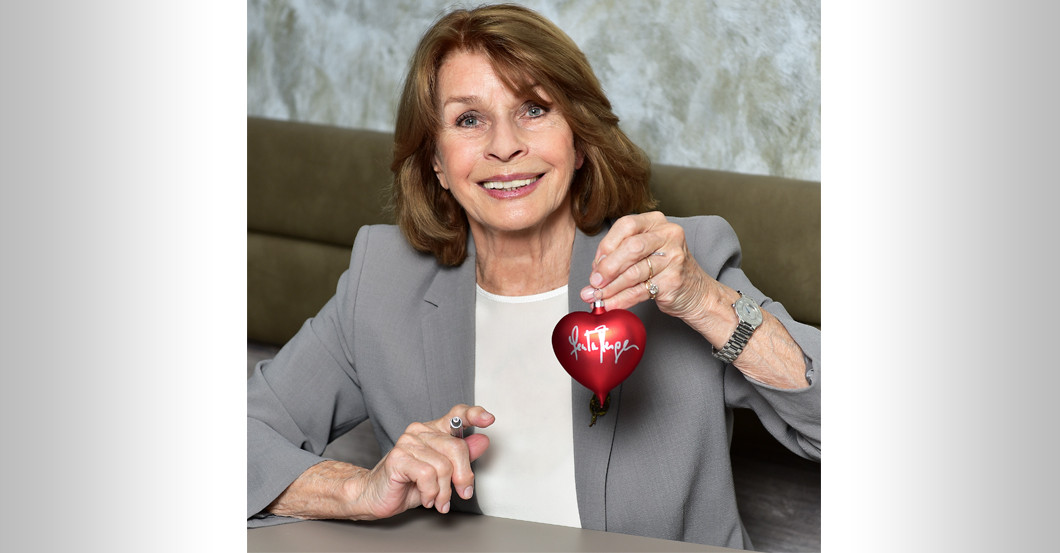 Senta Berger Kugeln   Senta Berger Kugeln