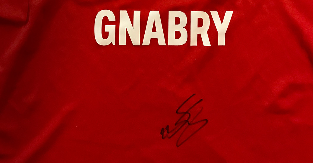 Serge Gnabry Trikot   Serge Gnabry Trikot