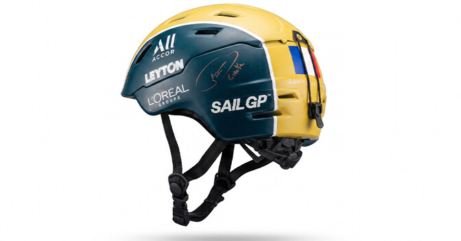  SGP DS Automobiles Helm 
