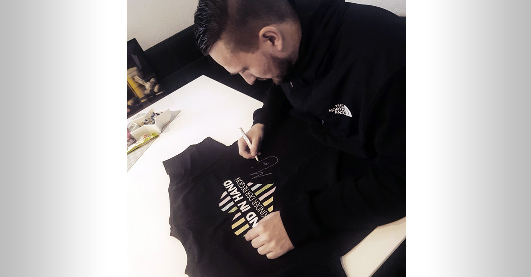  Shirt signiert MIKI 
