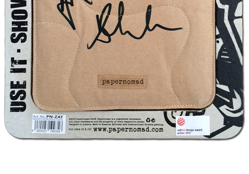 Signierte iPad Hülle   Signierte iPad Hülle