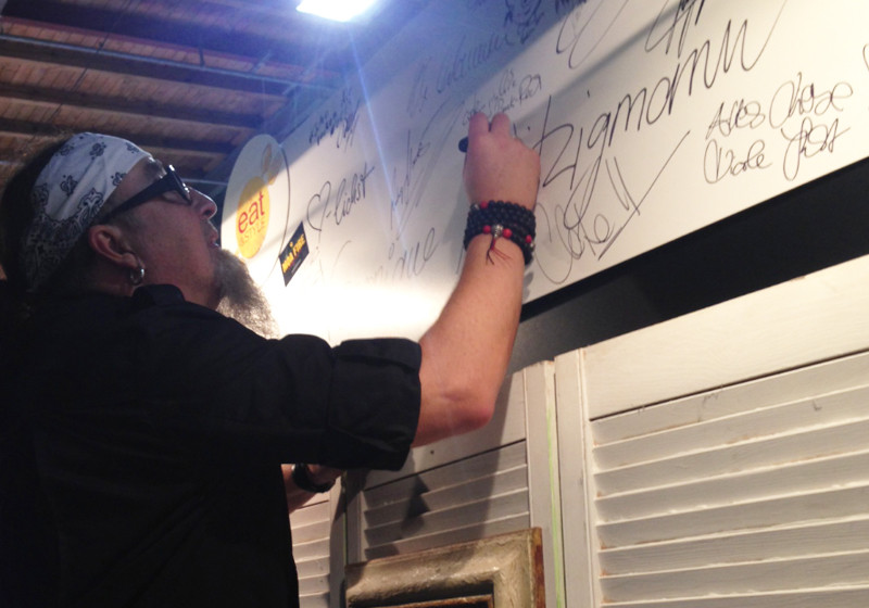 Signierte Küchenmaschine    Signierte Küchenmaschine