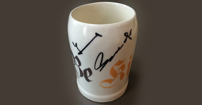 Signierter Bierkrug   Signierter Bierkrug