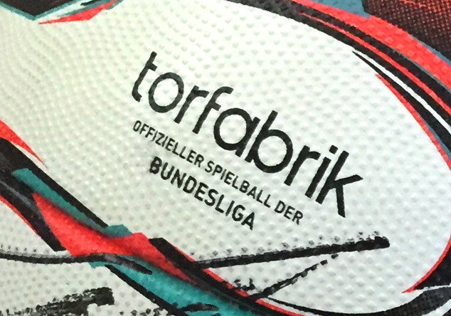 Signierter Bundesligaball   Signierter Bundesligaball