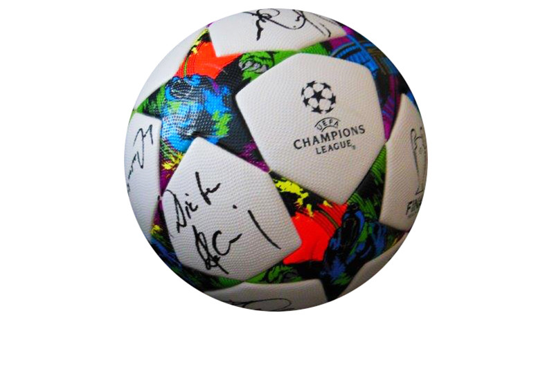  Signierter CL-Finalball 