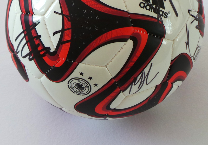  Signierter DFB-Ball 2013 