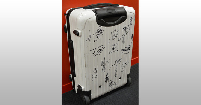 Signierter Rimowa Koffer   Signierter Rimowa Koffer