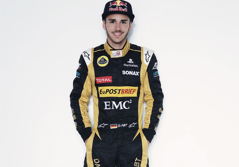 Signiertes Crashteil    Signiertes Crashteil