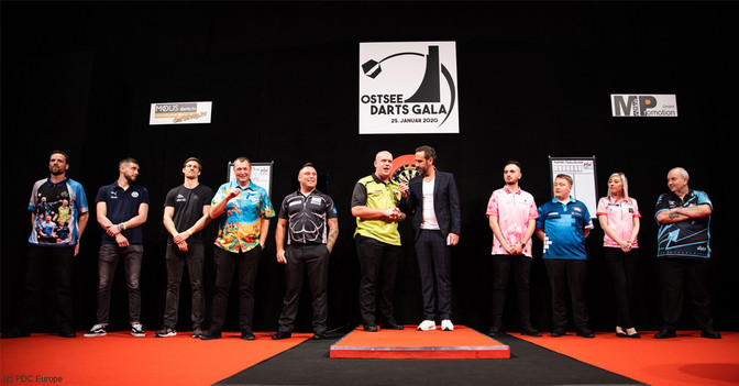 Signiertes Darts Unikat    Signiertes Darts Unikat