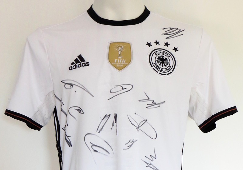  Signiertes DFB EM Trikot 