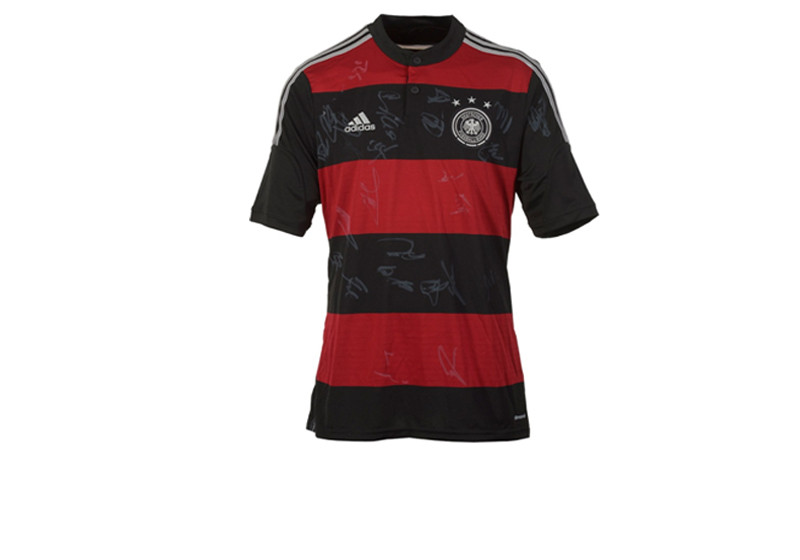  Signiertes DFB-Trikot 