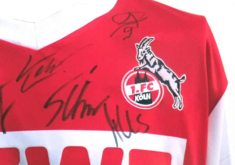 Signiertes Köln-Trikot   Signiertes Köln-Trikot