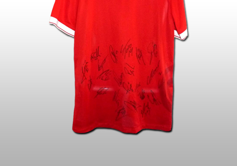  Signiertes Mainz Trikot 