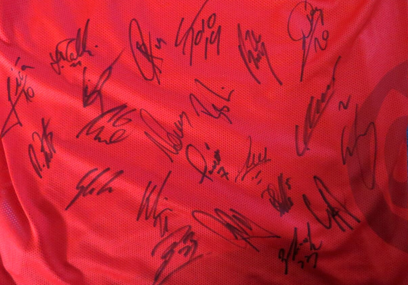  Signiertes Mainz Trikot 