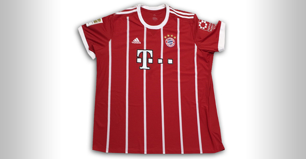 Signiertes Trikot James   Signiertes Trikot James