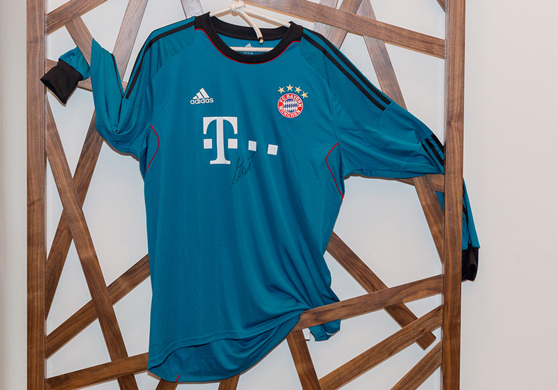 Signiertes Trikot Neuer   Signiertes Trikot Neuer