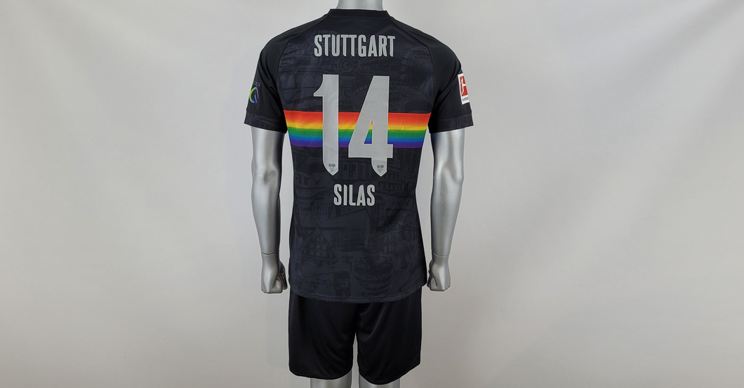  Silas Vielfalt-Outfit 