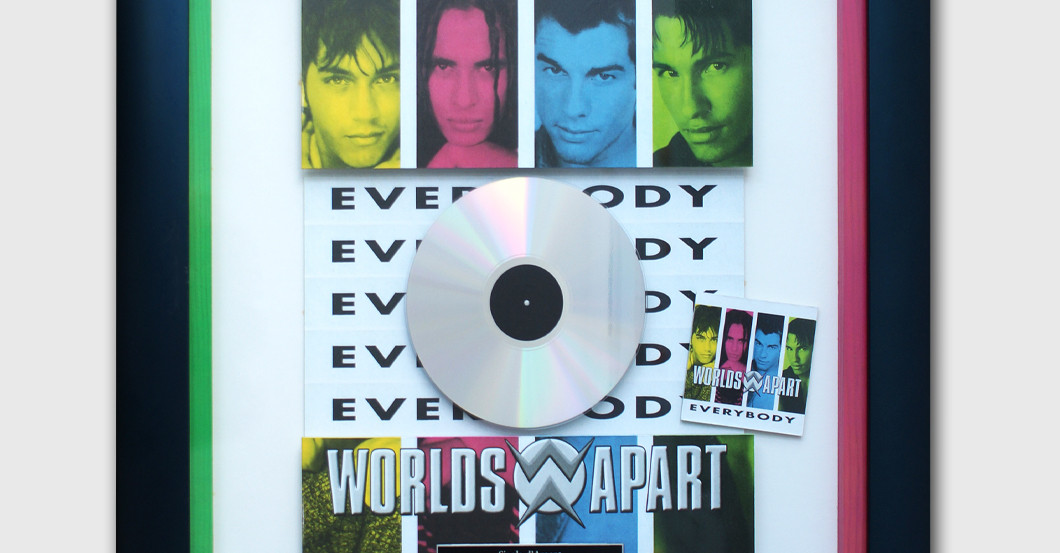 Silber Award Worlds Apart   Silber Award Worlds Apart