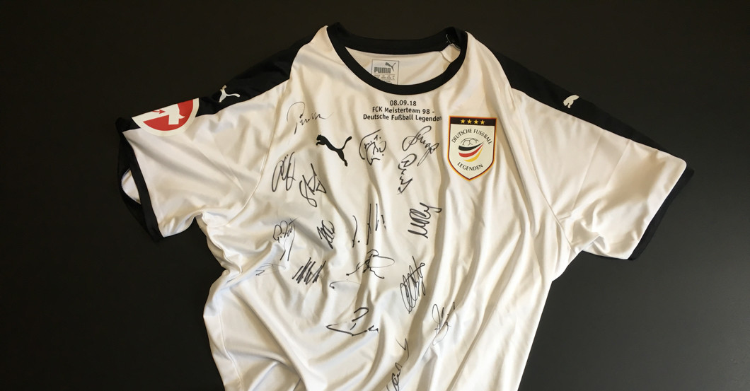 Sondertrikot Bobic   Sondertrikot Bobic