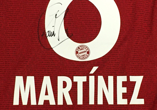 Sondertrikot Martínez   Sondertrikot Martínez