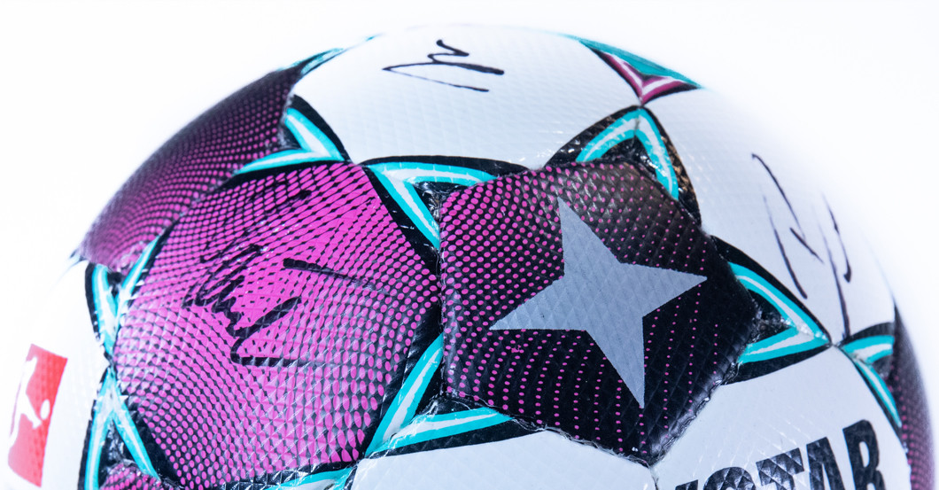 Spielball Bayern Köln   Spielball Bayern Köln