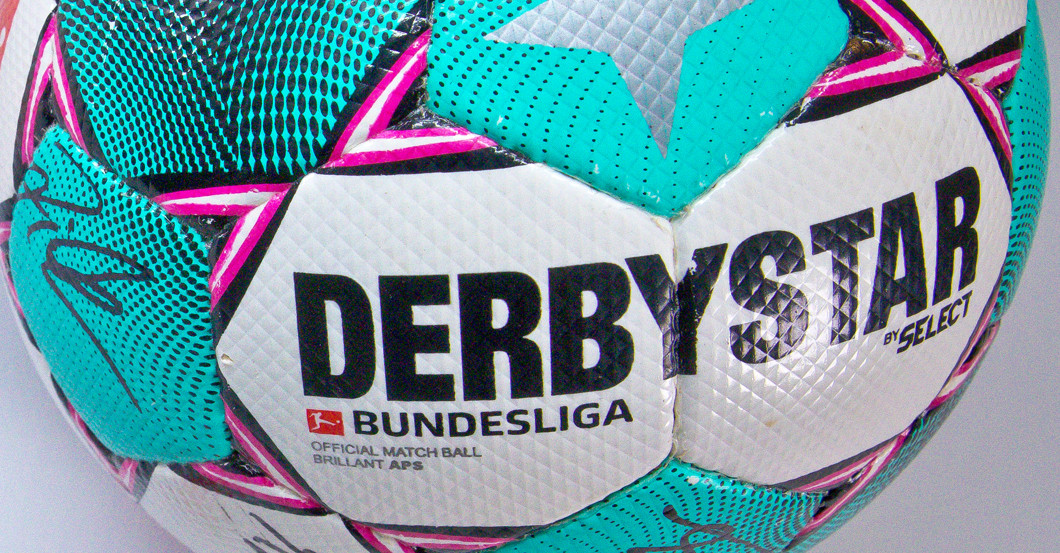 Spielball Bayern Köln   Spielball Bayern Köln