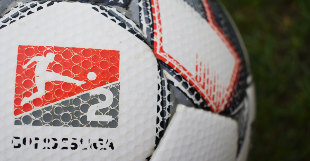 Spielball Bielefeld   Spielball Bielefeld