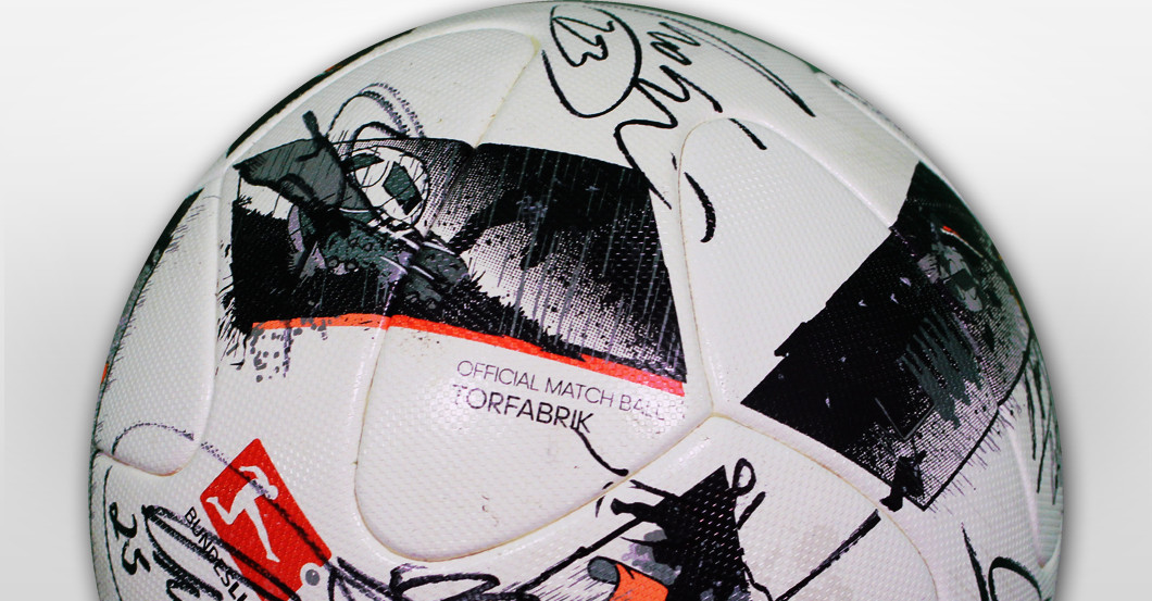 Spielball FC Bayern   Spielball FC Bayern