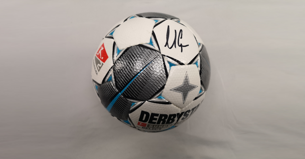 Spielball Gomez   Spielball Gomez