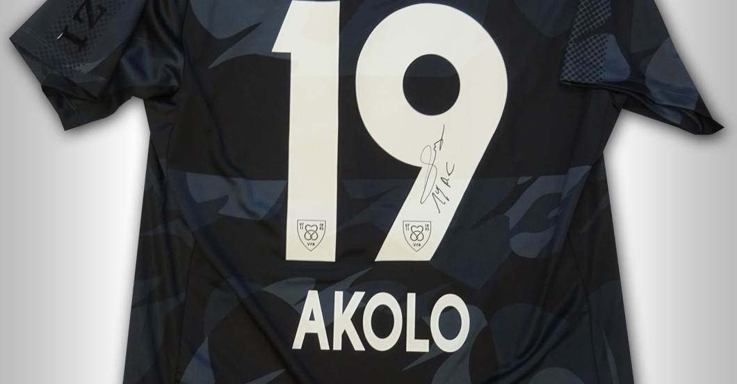  Stadttrikot Chadrac Akolo 