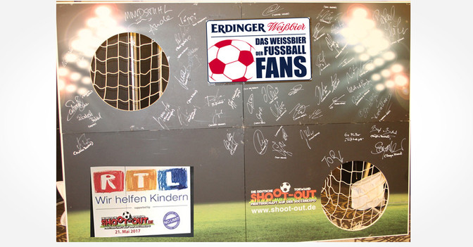 Star Torwand signiert   Star Torwand signiert