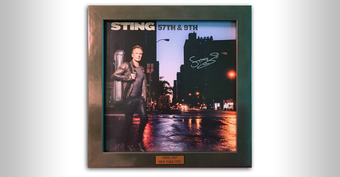 Stings signierte Platte   Stings signierte Platte