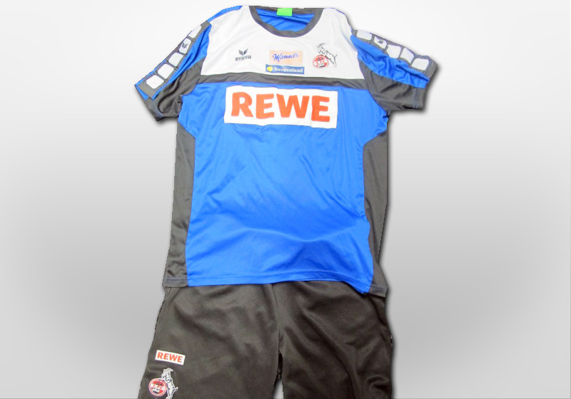 Stögers Trainer Outfit   Stögers Trainer Outfit