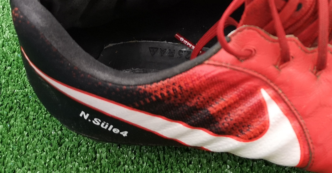 Süles rote Schuhe   Süles rote Schuhe