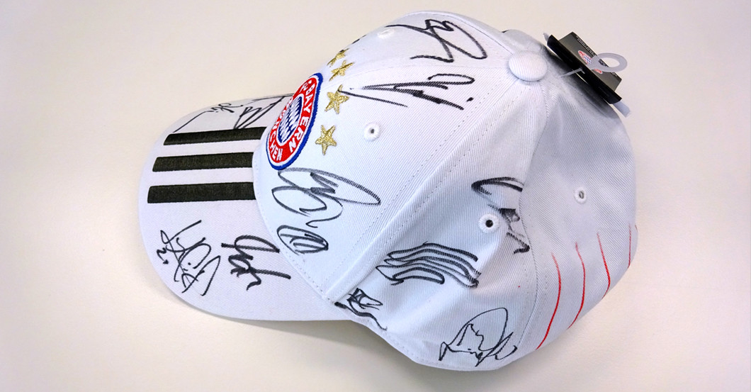  Teamsignierte FCB Cap 
