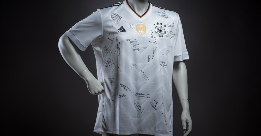  Signed DFB Jersey 