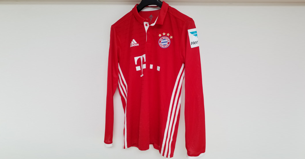  Thiagos FC Bayern Trikot 