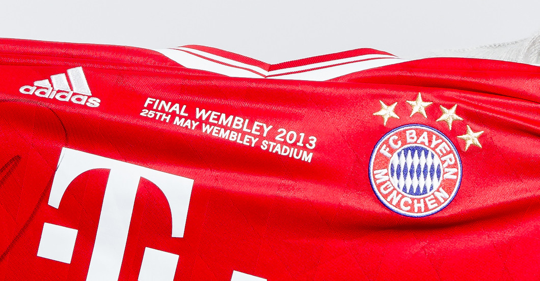 Thomas Müllers CL Trikot   Thomas Müllers CL Trikot