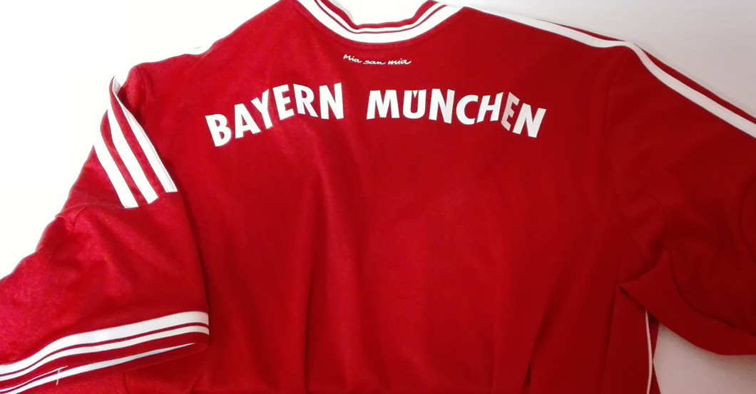 Thomas Müllers CL Trikot   Thomas Müllers CL Trikot