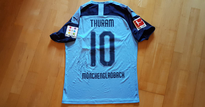 Thuram Gladbach Trikot   Thuram Gladbach Trikot