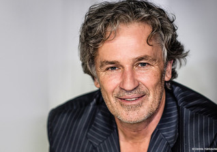  Timothy Peach Theater 