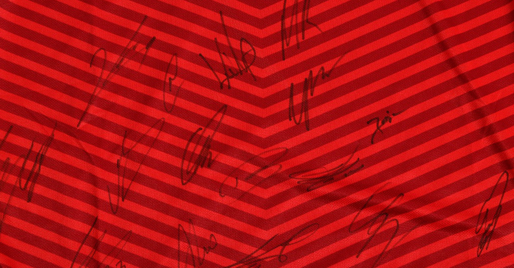 TM Bayern signiert Trikot   TM Bayern signiert Trikot